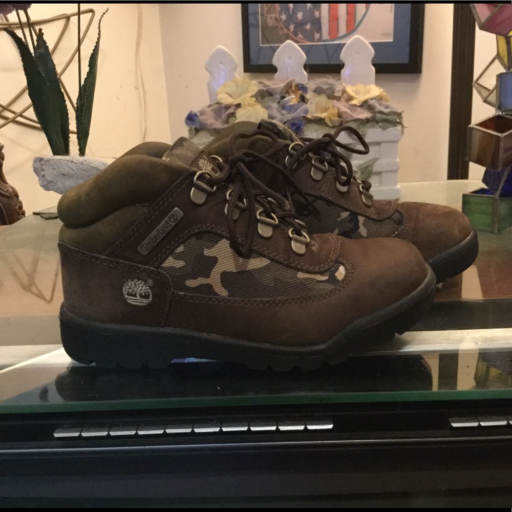 TIMBERLAND BOYS CAMO FIELD BOOTS SZ 1